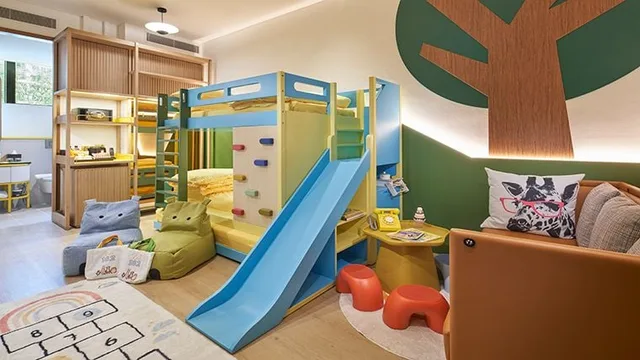 Bunk bed in a Family Suite at Citadines Connect City Centre Singapore.